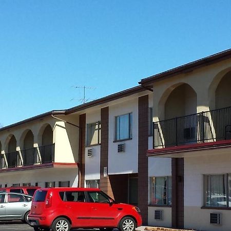 Americas Best Inn & Suites Urbana Exterior foto