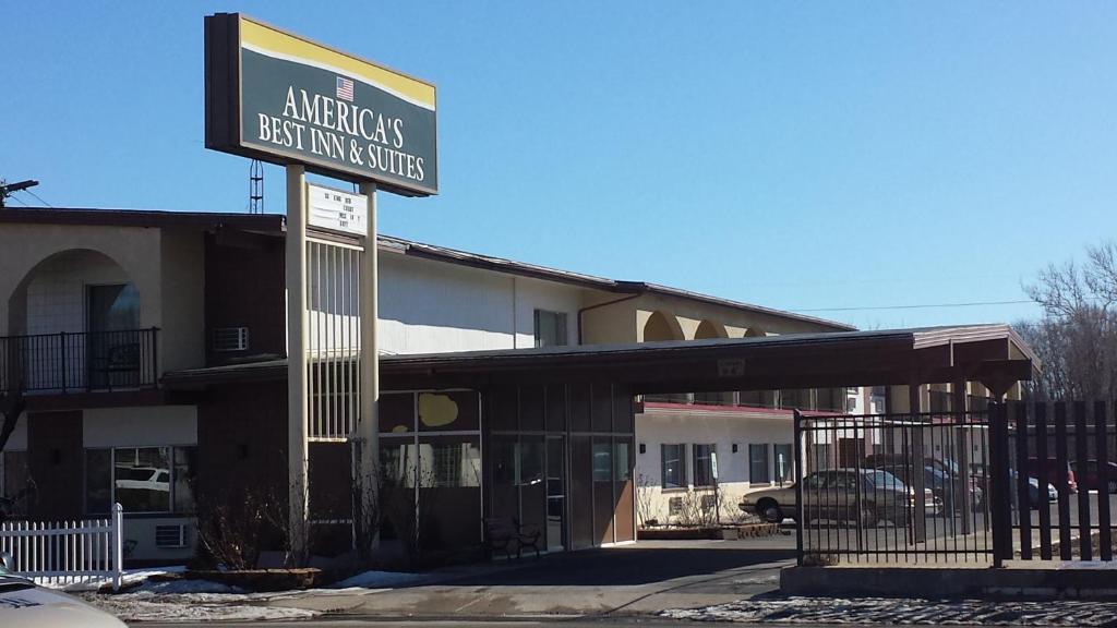 Americas Best Inn & Suites Urbana Exterior foto